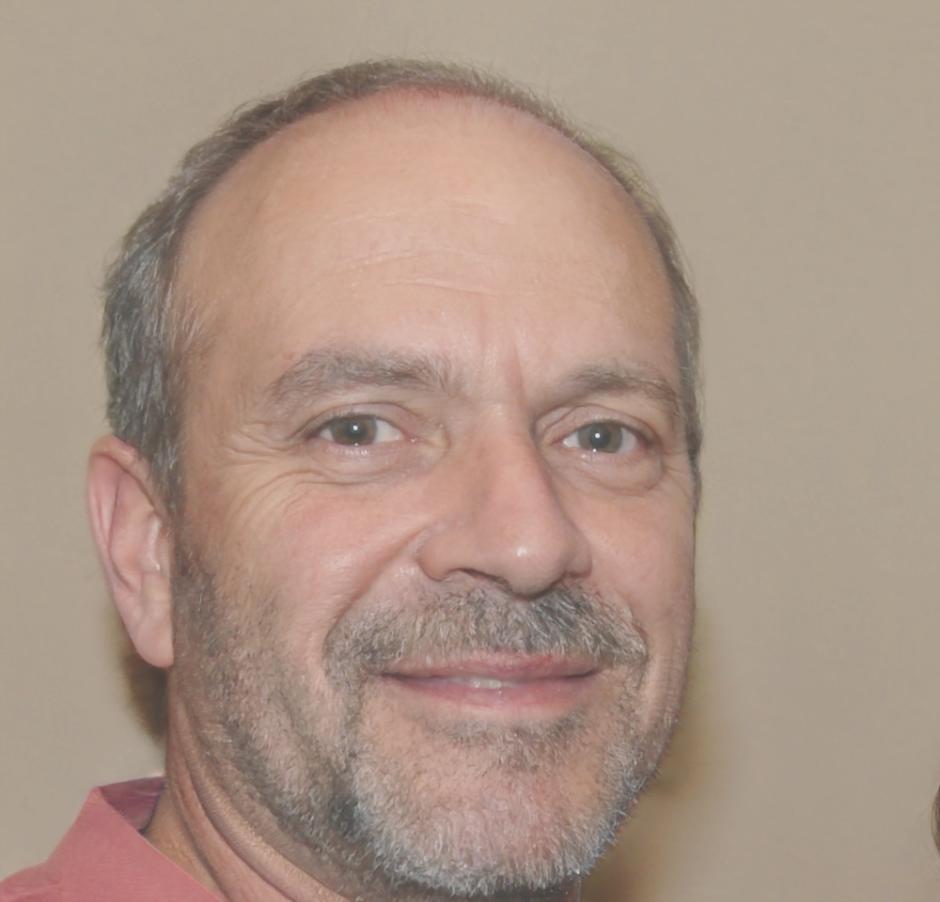 Instructor de técnicas de escritura y revisión